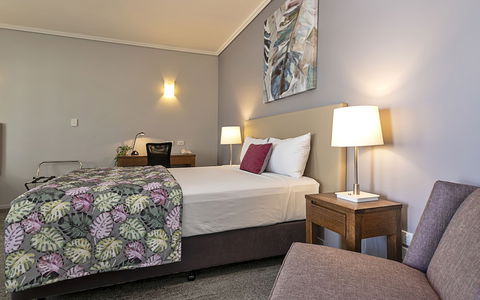 Coachman's Inn Warwick - Tourism Cairns 6