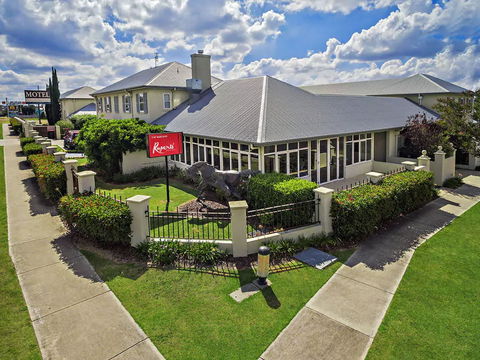 Coachman's Inn Warwick - Tourism Cairns 1