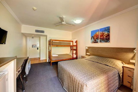 Kacys Bargara Beach Motel - Tourism Cairns 6