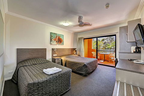 Kacys Bargara Beach Motel - Tourism Cairns 5