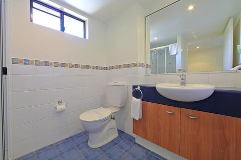 Kacys Bargara Beach Motel - Tourism Cairns 4