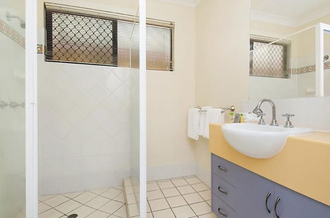 Central Plaza Apartments - Tourism Cairns 2