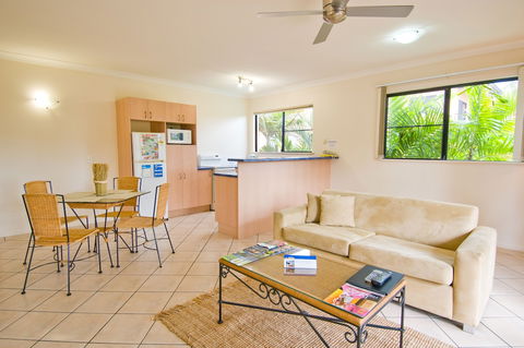 Central Plaza Apartments - Tourism Cairns 6