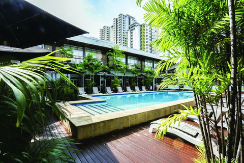 The Cavenagh - Tourism Cairns 1