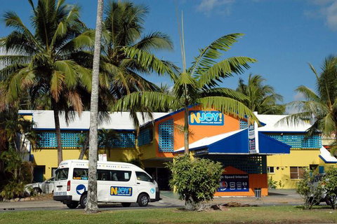 Njoy! Travellers Resort - Tourism Cairns 0