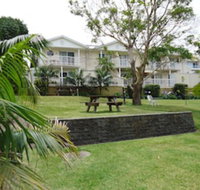 Aston Hill Motor Lodge - Tourism Cairns