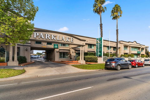 Quality Hotel Parklake Shepparton - Tourism Cairns 0
