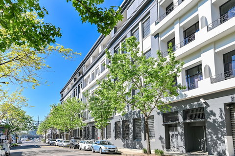 Nesuto Woolloomooloo - Tourism Cairns 1