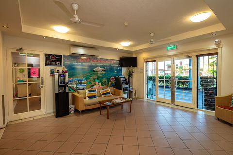 Cairns Queens Court - Tourism Cairns 0