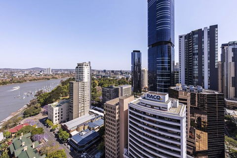 Oaks Brisbane On Felix Suites - Tourism Cairns 2