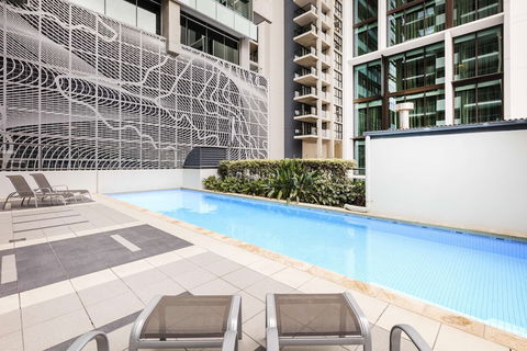 Oaks Brisbane On Margaret Suites - Tourism Cairns 2