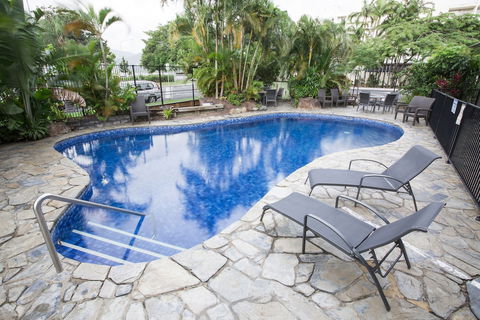 Cairns Plaza Hotel - Tourism Cairns 2