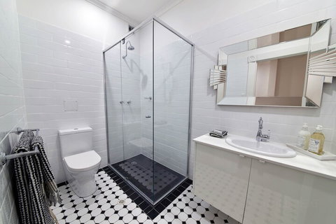 Mansions On Pulteney - Tourism Cairns 6