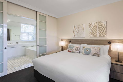 Oaks Cypress Lakes Resort - Tourism Cairns 6