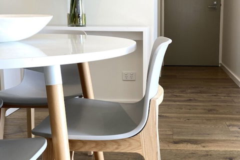 Caroline Serviced Apartments Brighton - Tourism Cairns 3