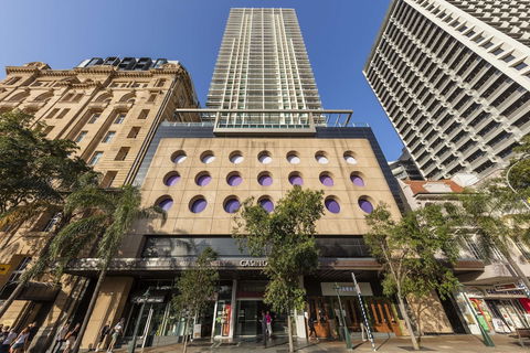 Oaks Brisbane Casino Tower Suites - Tourism Cairns 1