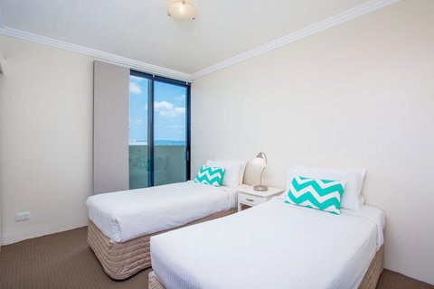 Republic Apartments - Tourism Cairns 7