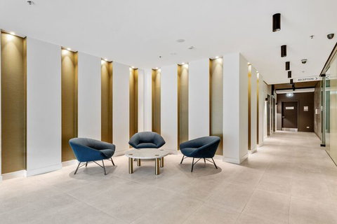 Republic Apartments - Tourism Cairns 3