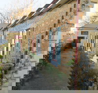 Blakes Manor Self Contained Heritage Accommodation - Tourism Cairns