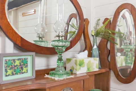 Maleny Wildlife Holiday House - Tourism Cairns 6