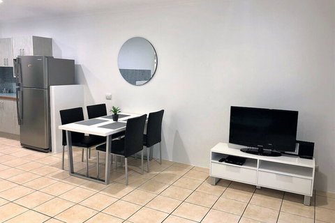 Hibiscus On Palm Cove At Marlin Waters - Tourism Cairns 1