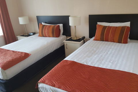 Centre Point Mid City Motor Inn - Tourism Cairns 7