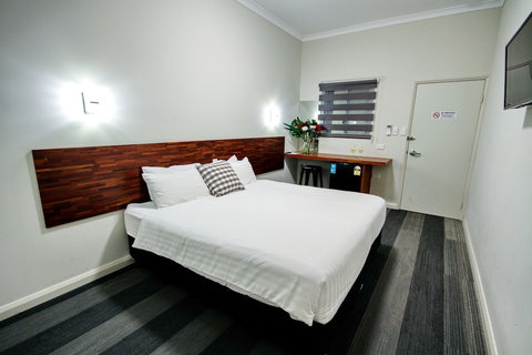 Gallery Hotel - Tourism Cairns 3