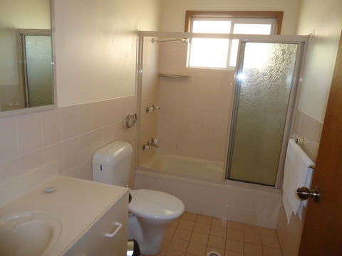 Dalmeny Shores - Tourism Cairns 6