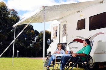 Wavecrest Village & Tourist Park - Tourism Cairns 2