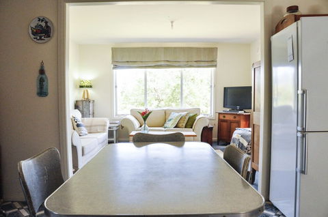 FALMOUTH Seadrift Cottage - Tourism Cairns 1