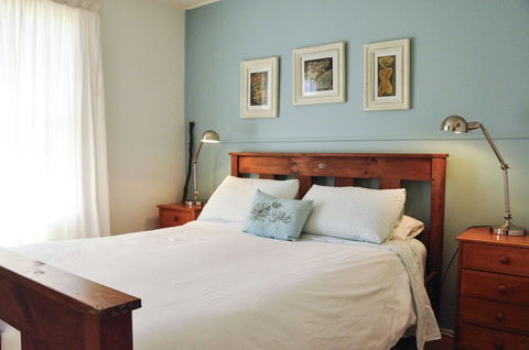 FALMOUTH Seadrift Cottage - Tourism Cairns 5