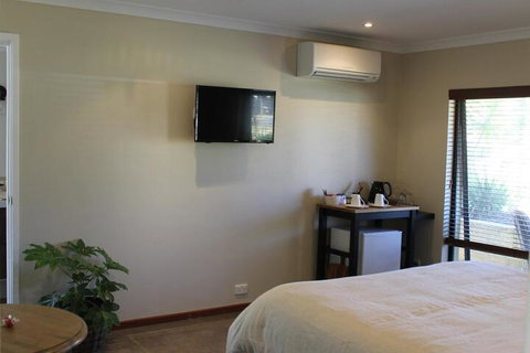 Meelup Bed & Breakfast - Tourism Cairns 5