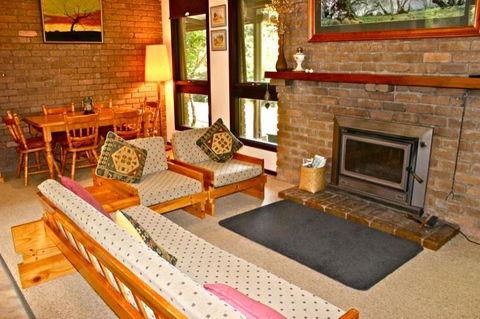 Kaighins Place - Tourism Cairns 2