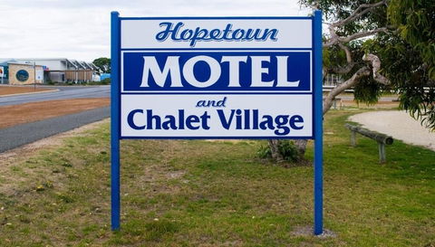 Hopetoun Motel & Chalet Village - Tourism Cairns 2