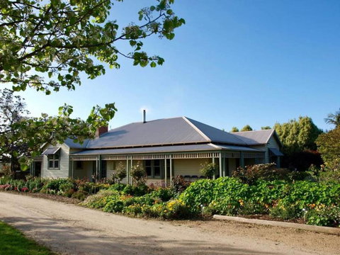 Manderley Park Farmstay B & B - Tourism Cairns 5