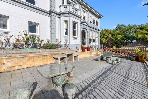 Waratah On York - Tourism Cairns 0