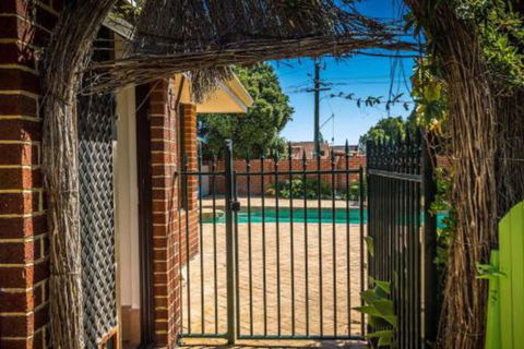 Yanchep Beach Retreat - Tourism Cairns 5