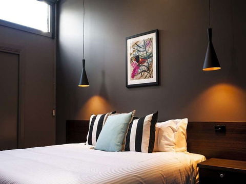 Criterion Hotel Sale - Tourism Cairns 6