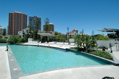 Apartment 4204 - HR Surfers Paradise - Tourism Cairns 3