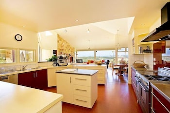 Cape Otway Cottages - Tourism Cairns 6