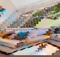 A PERFECT STAY - Bondi Beach Peach - Tourism Cairns