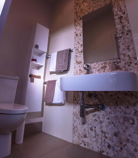 Eagle Peaks At Freycinet - Tourism Cairns 3