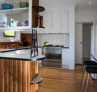 Main Retreat  Cottage - Tourism Cairns