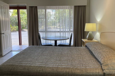 Crows Nest Motel - Tourism Cairns 7