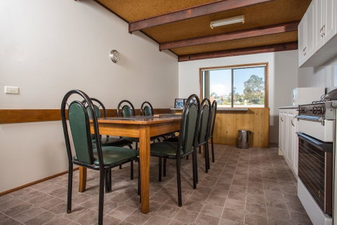 Fishermans Lodge - Tourism Cairns 0
