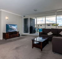 Oasis Unit 3 / 5 Laman Street - Tourism Cairns