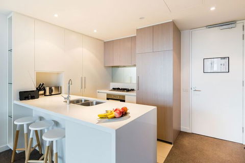 MILA, 1BDR Cremorne Apartment - Tourism Cairns 2