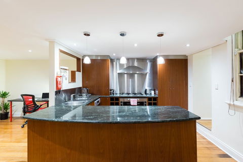 HELENA, 2BDR Fitzroy House - Tourism Cairns 5
