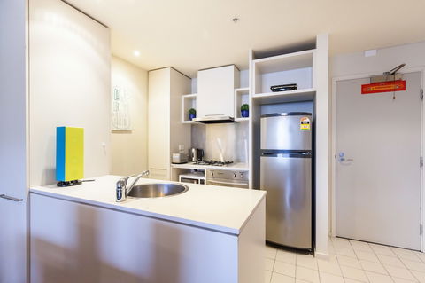 WESLEY, 2BDR Carlton Apartment - Tourism Cairns 2