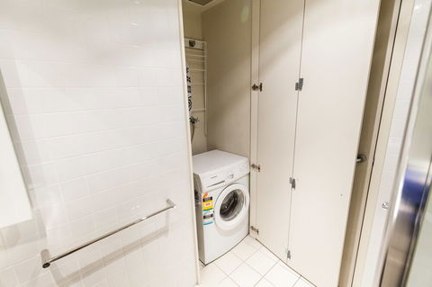 WESLEY, 2BDR Carlton Apartment - Tourism Cairns 0